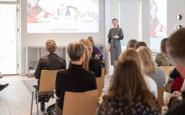 pej gruppen inviterer til konferencer og seminarer hele efteråret