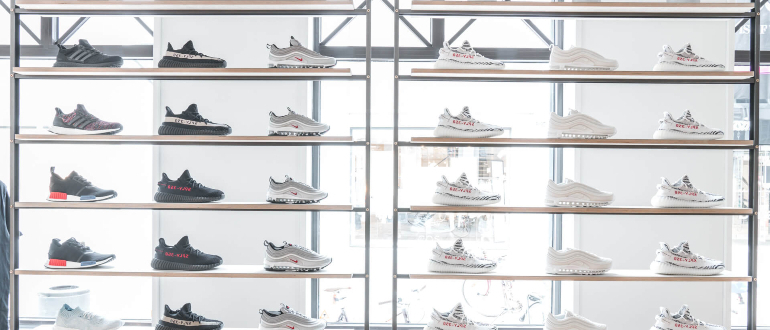 Rezet Sneaker Store: ”Vi kan være med til at præge de trends, som vi ser i modebilledet”